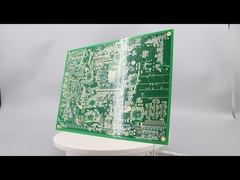 Le prototype multi-couche de la carte PCB est personnalisé
